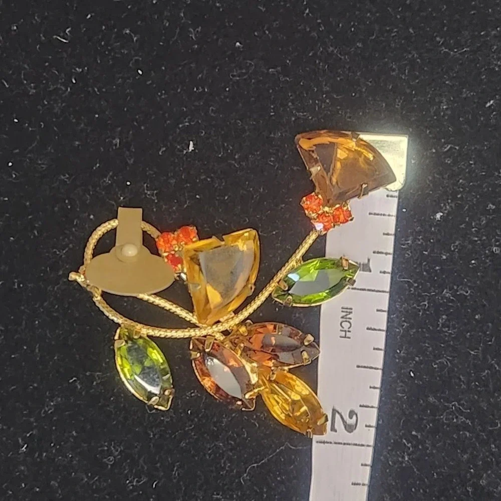 Vintage Topaz &‎ Green Pie Rhinestone Brooch/ Pin